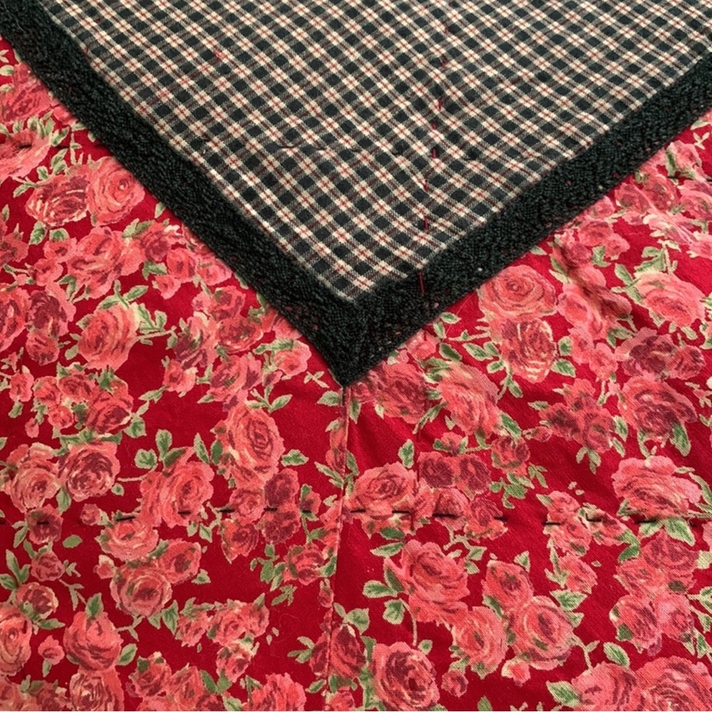 April Cornell Full/Double Vintage Reversible Bed Patchwork Quilt Roses Cherubs - Picture 5 of 14